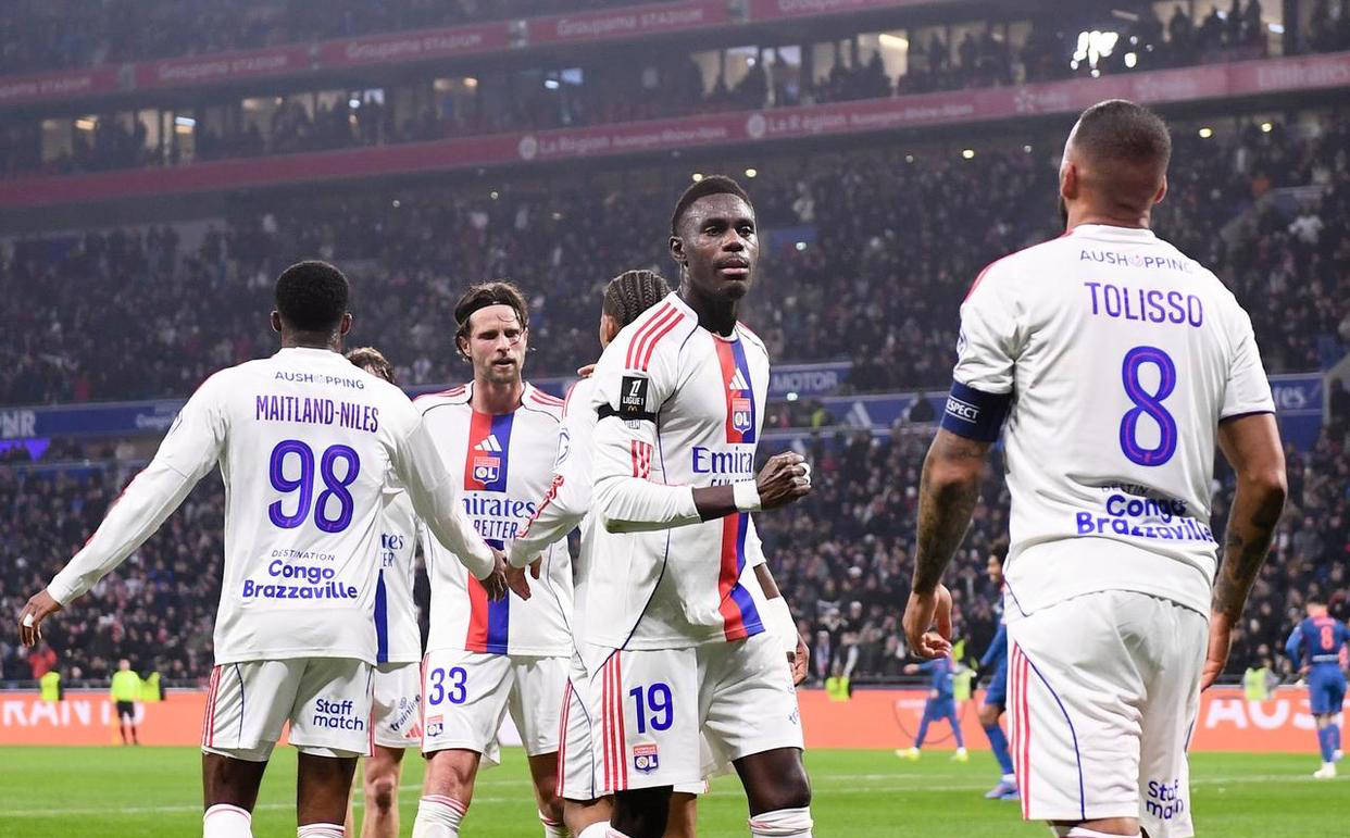 法甲最新积分榜动态：里昂强势稳居前三，多队保级形势严峻